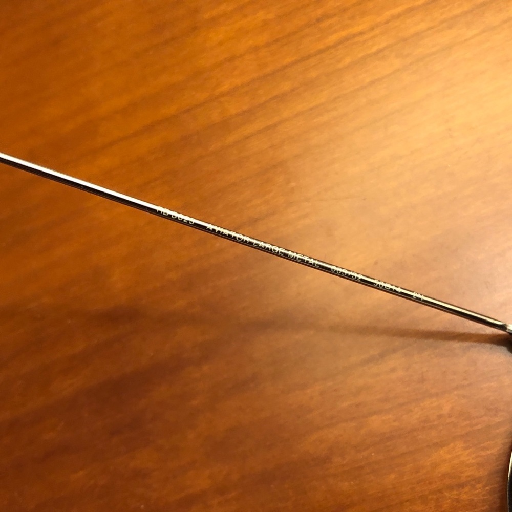 Ray Ban Classic Aviator Sunglasses. - Picture 10 of 10